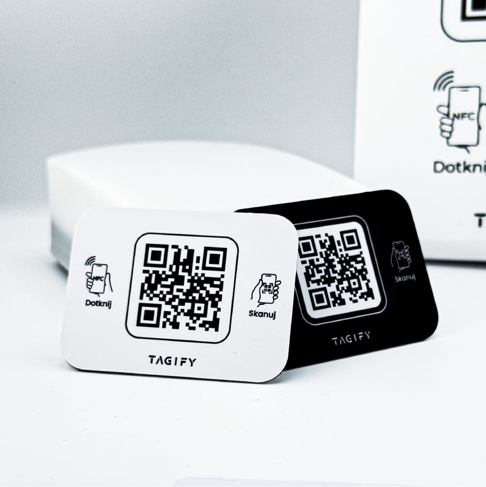 Tagify Table Stand